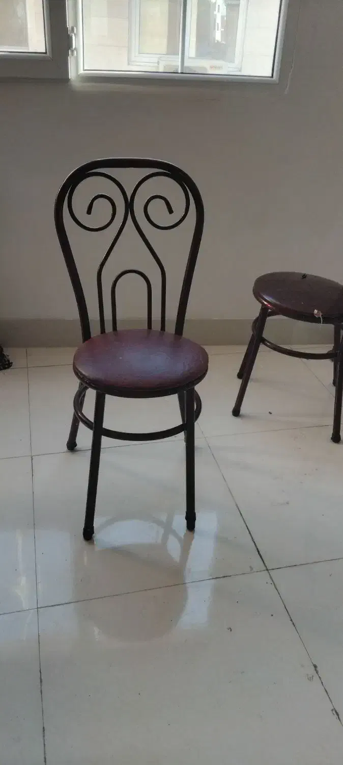 صندلی تمیز|صندلی و نیمکت|رشت, شهرک شهید مفتح|دیوار