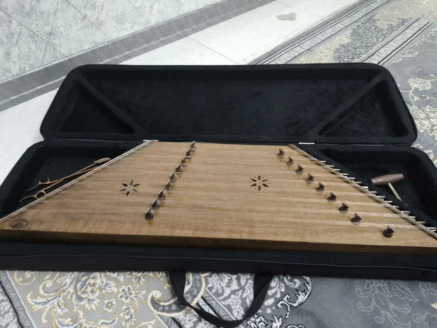 سنتور صالحی راد دو مهر|سازهای سنتی|کرمانشاه, |دیوار