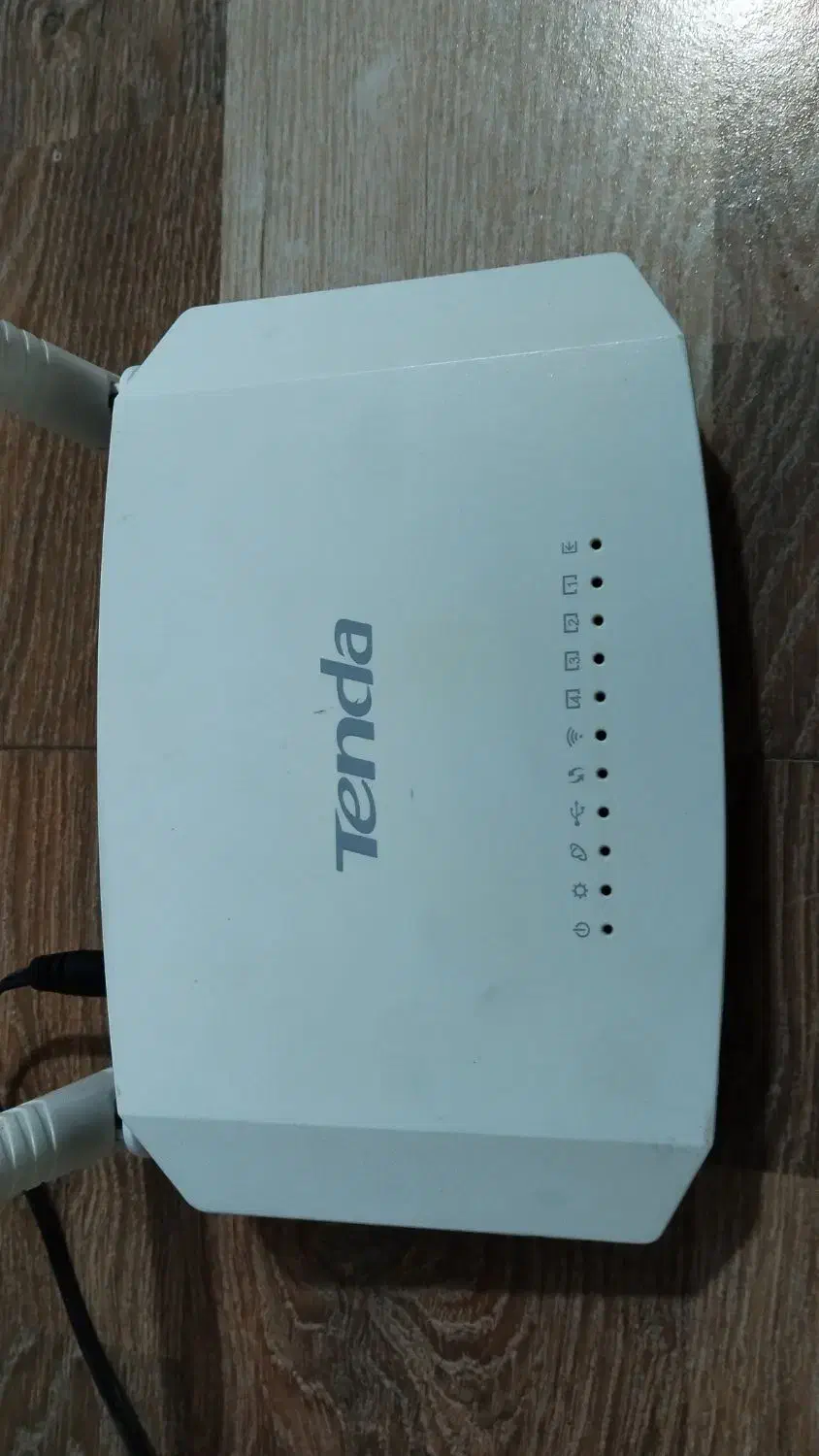 مودم ADSL tenda d301 v2 کاملا سالم|مودم و تجهیزات شبکه|پیشوا, |دیوار