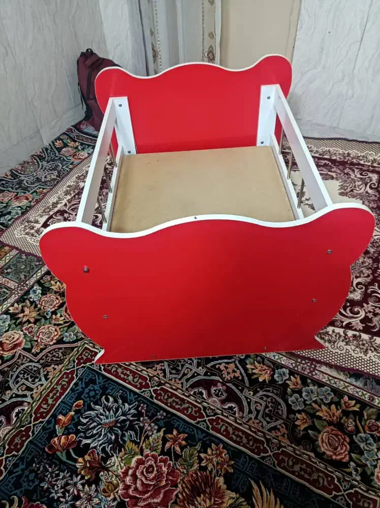 گهواره بچه|تخت و سرویس خواب|اردکان, |دیوار