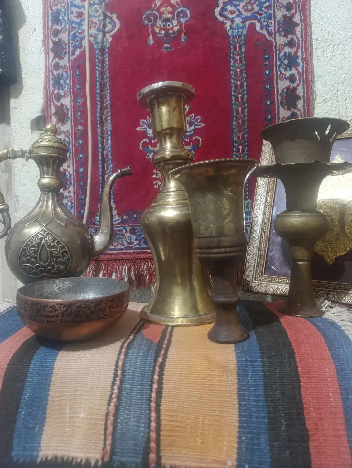 کوزه قلیون آفتابه گلاب پاش سر قلیون قدیمی|کلکسیون اشیاء عتیقه|شیراز, میرزاکوچک خان|دیوار