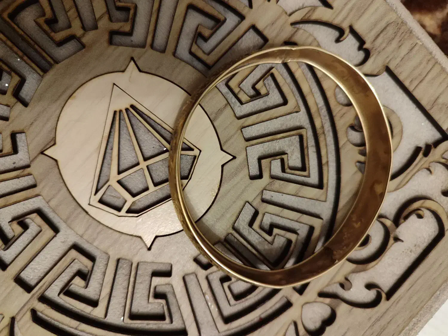 النگو تکپوش|جواهرات|خوی, |دیوار