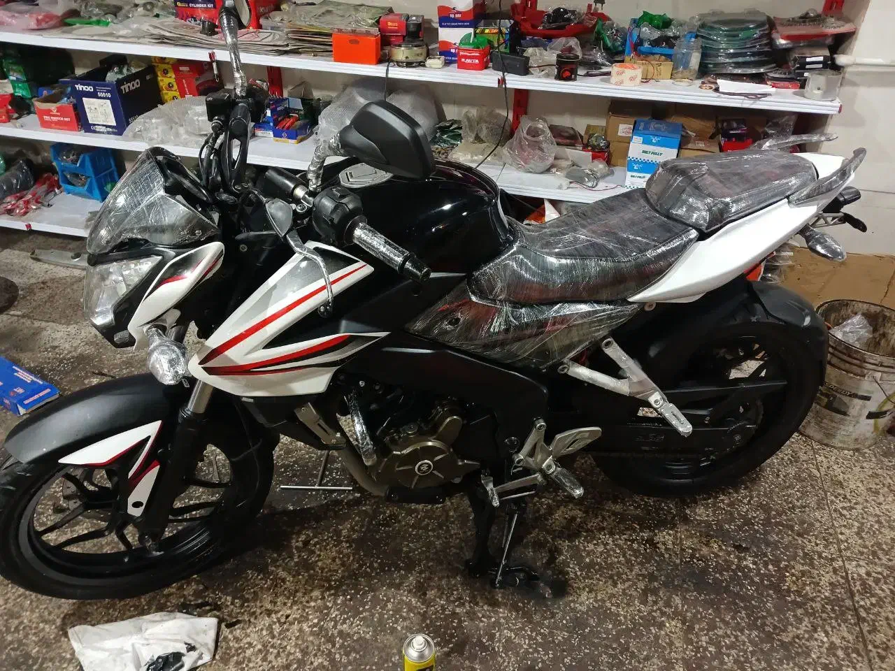 ns200|موتورسیکلت|تهران, کرمان|دیوار