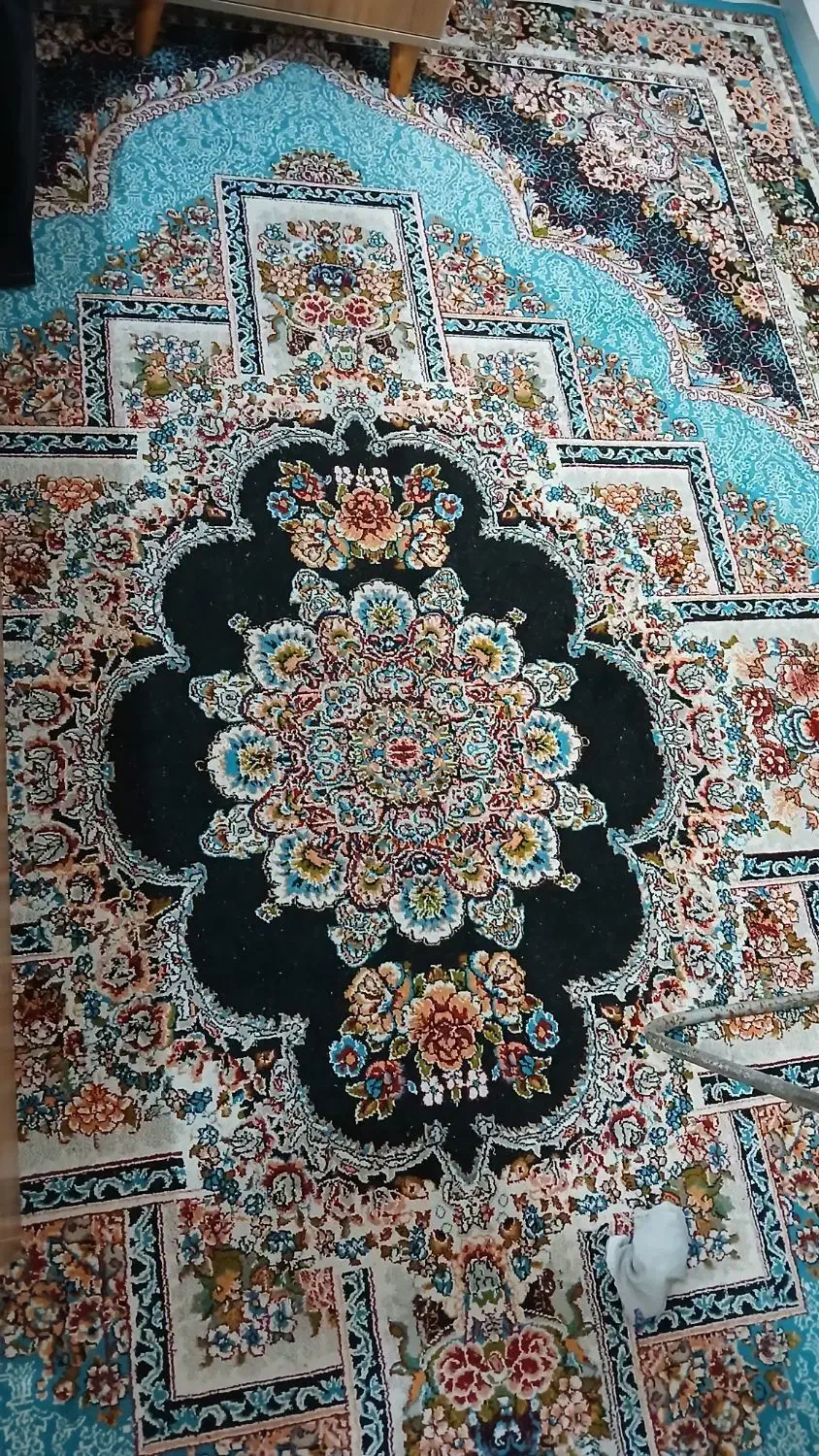 فرش ۲در ۳|فرش|مشهد, هفت تیر (حافظ)|دیوار