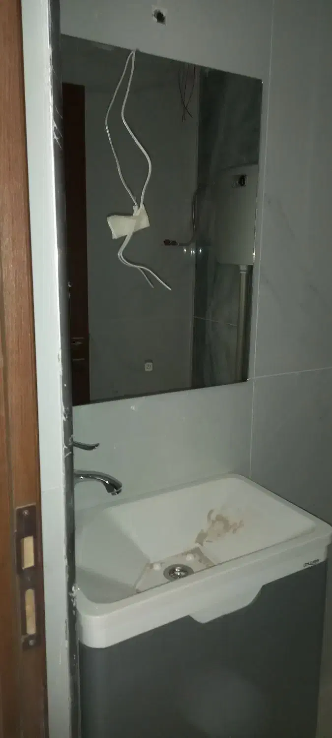 شاگرد فنی و دست به آچار جهت نصب شیرالات|استخدام معماری، عمران و ساختمانی|شیراز, گلدشت معالیآباد|دیوار