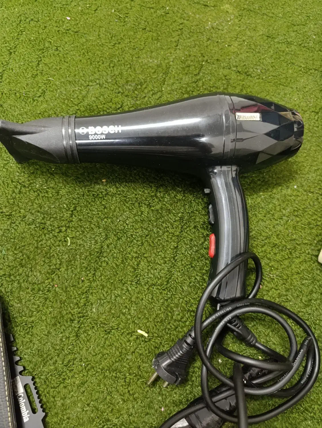 سشوار خانگی برند بوش آلمان9000W در حد نو|آرایشی، بهداشتی، درمانی|اوز, |دیوار