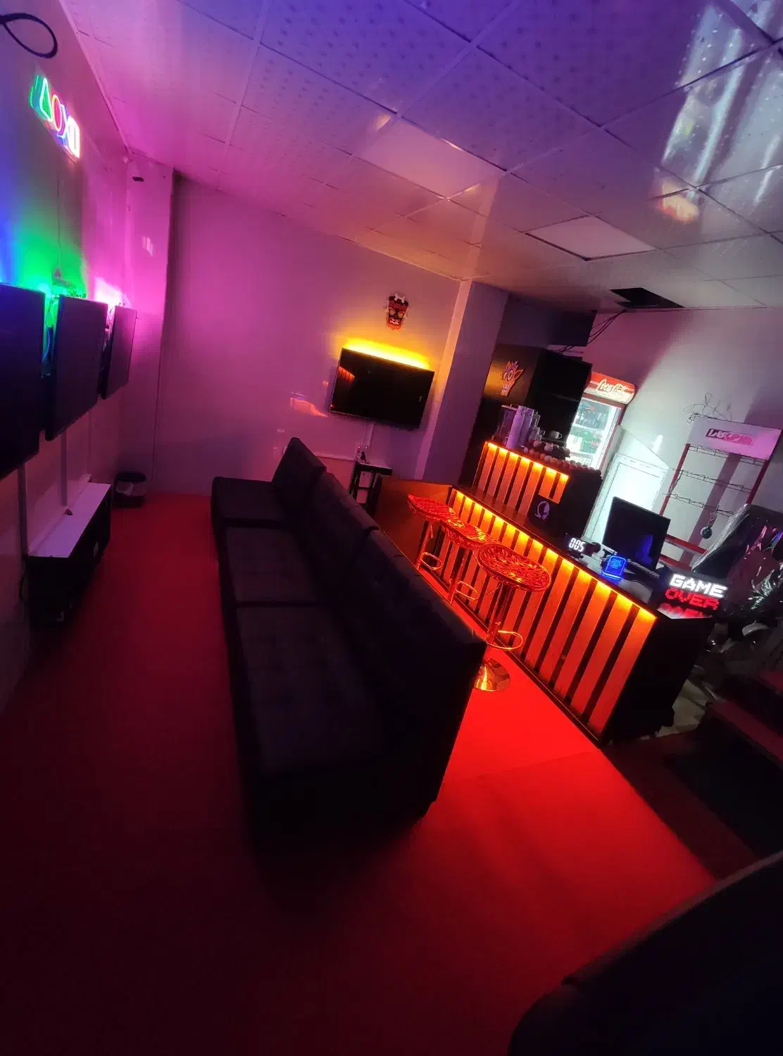 میز کامپیوتر و کانتر|میز تحریر و کامپیوتر|ری, شهرک نظامی|دیوار