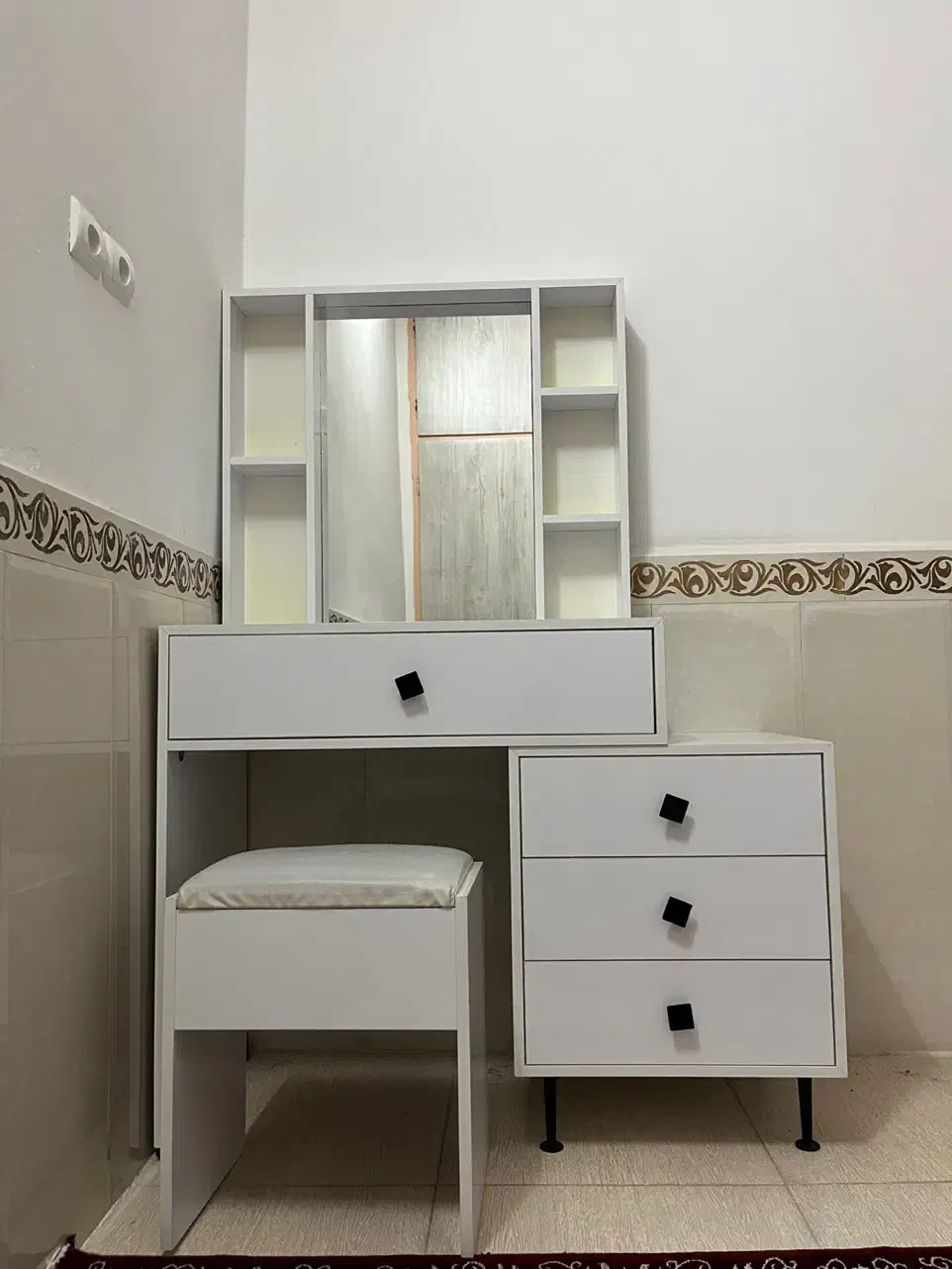 میز ارایش|جاکفشی، کمد، دراور|اسلام‌شهر, شهرک امام حسین (میان آباد)|دیوار