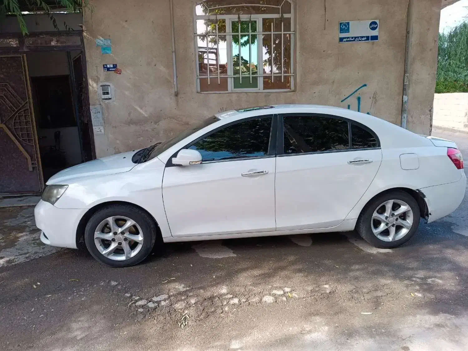 جیلی امگرند|خودرو سواری و وانت|تهران, تهرانسر شرقی|دیوار