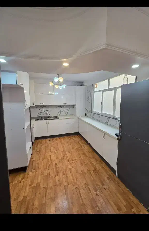 اپارتمان۸۵ متری بوستان استخر پارک پلیس|فروش آپارتمان|تهران, مجیدآباد|دیوار