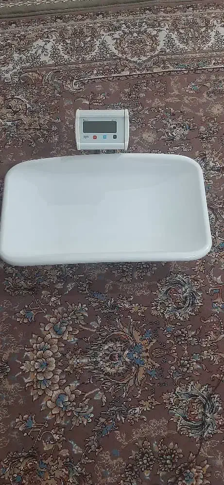 ترازوی نوزاد|اسباب و اثاث بچه|زرین آباد, |دیوار