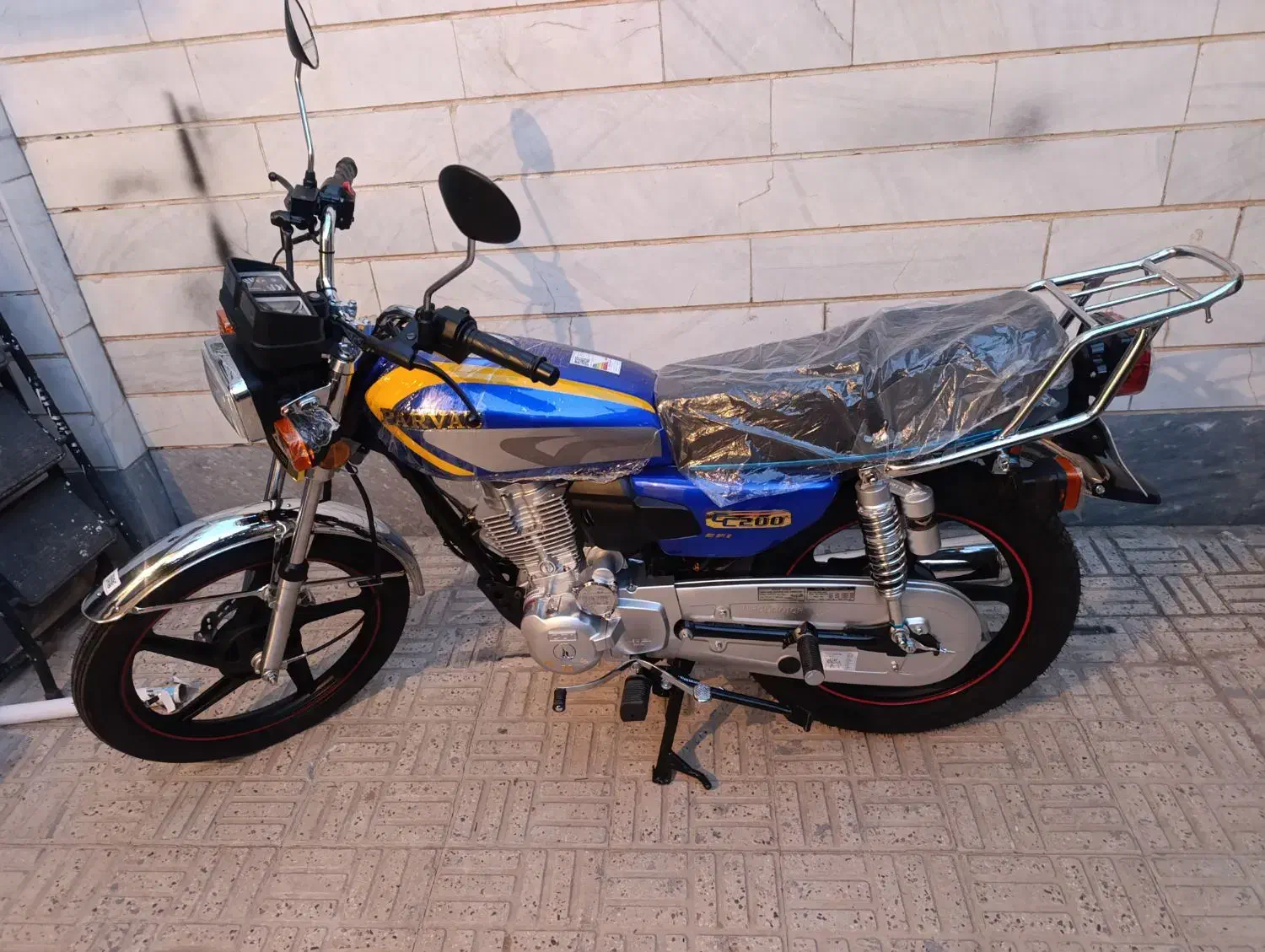 توجه توجه فروش ویژه موتور زیر قیمت مقداری شرایط|موتورسیکلت|محمدیه-قزوین, |دیوار