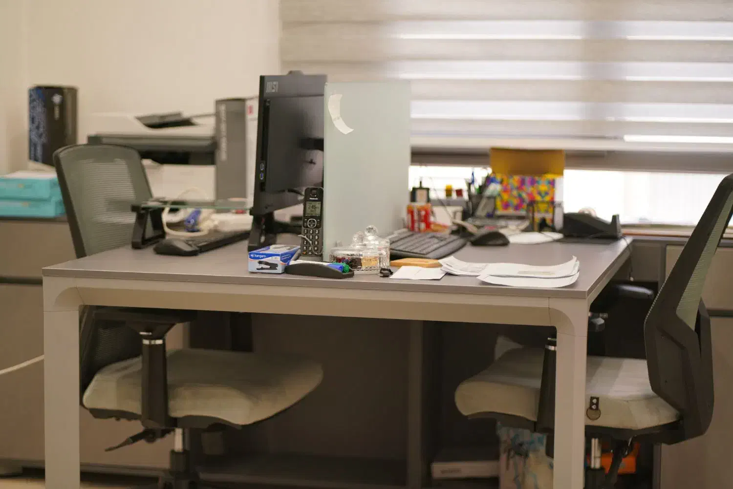 طراحی و اجرای دکوراسیون اداری دفتر کار حرفهای|خدمات پیشه و مهارت|تهران, ونک|دیوار