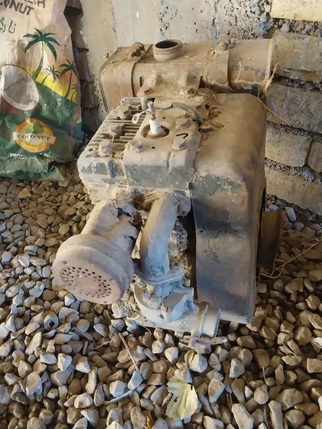 موتور ویبرع|ماشین‌آلات صنعتی|بروجن, |دیوار