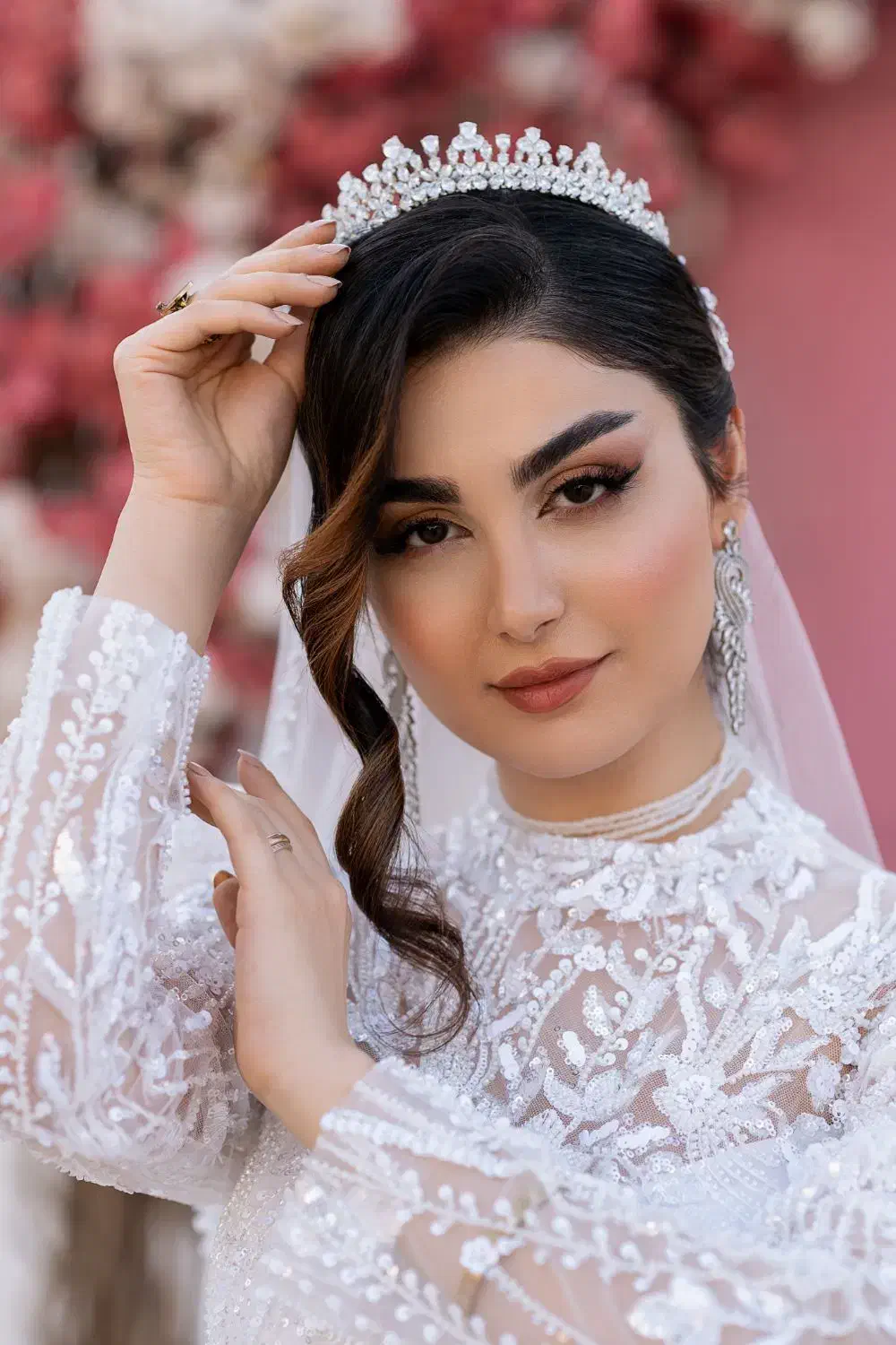 تخفیف ویژه میکاپ و شنیون|خدمات آرایشگری و زیبایی|یزد, |دیوار