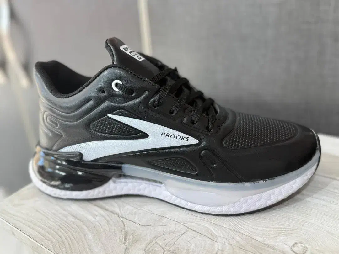 کفش مردانه بروکس|کیف، کفش، کمربند|صدرا-فارس, فاز ۱|دیوار