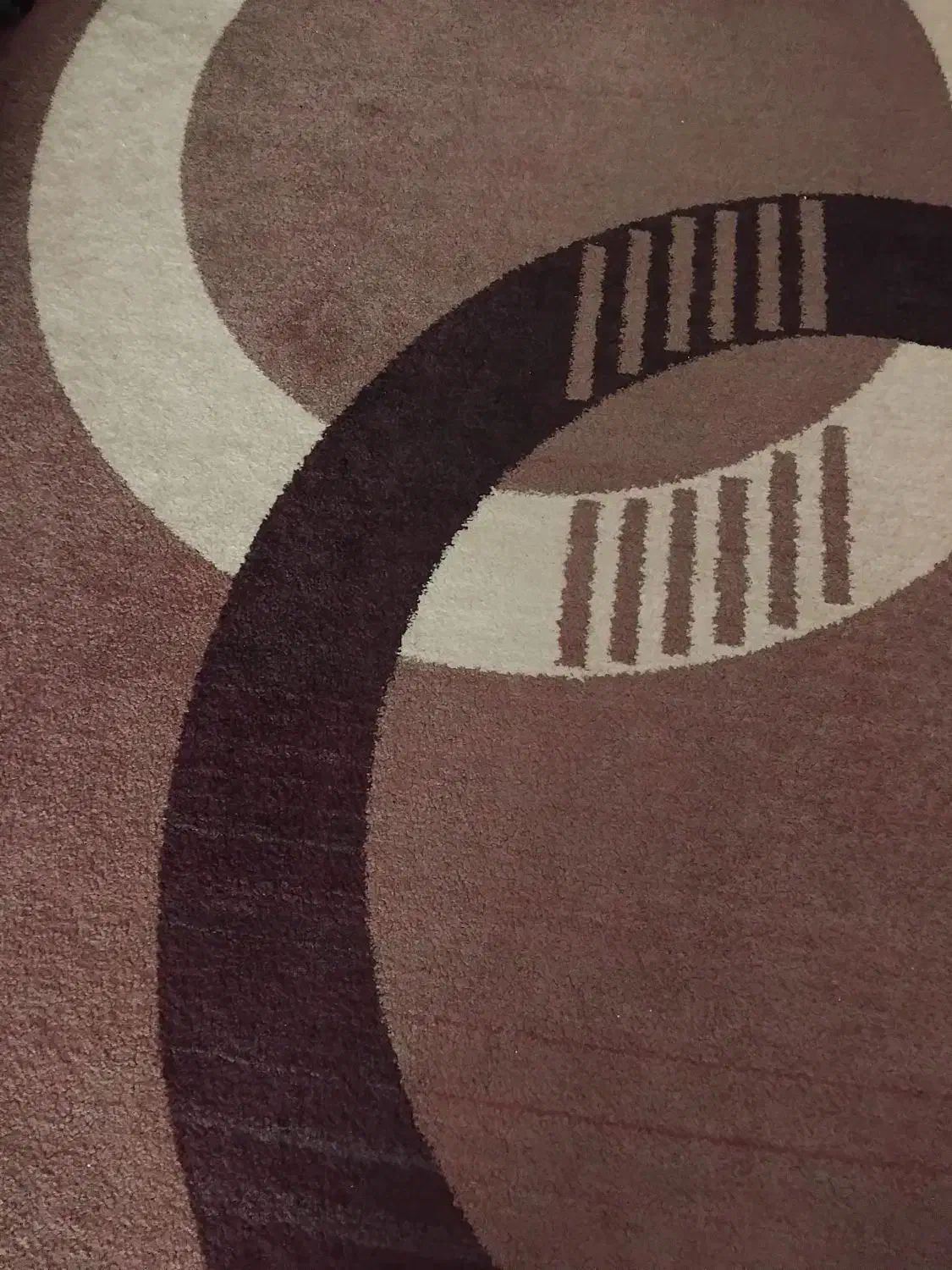 با سلام 6 عدد پشتی در حد نو با یه گلیم فرش میرسد|فرش|قروه, |دیوار