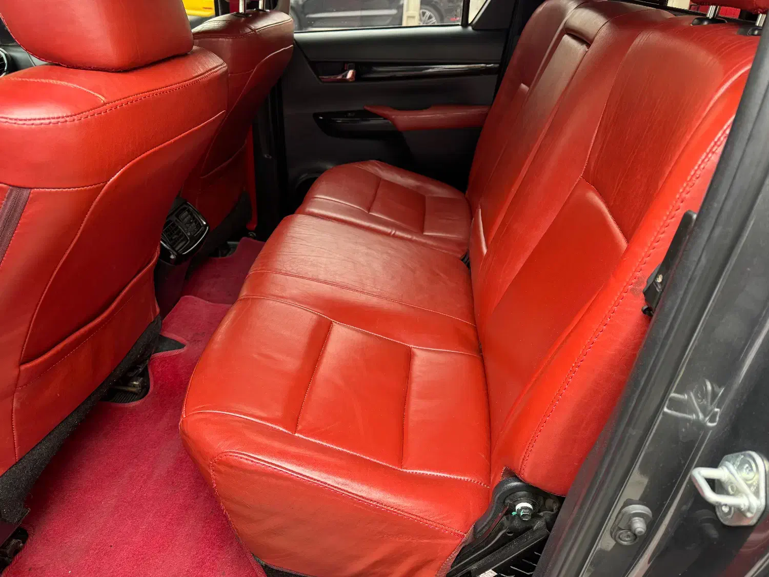 هایلوکس اتومات|خودرو سواری و وانت|تهران, درختی|دیوار