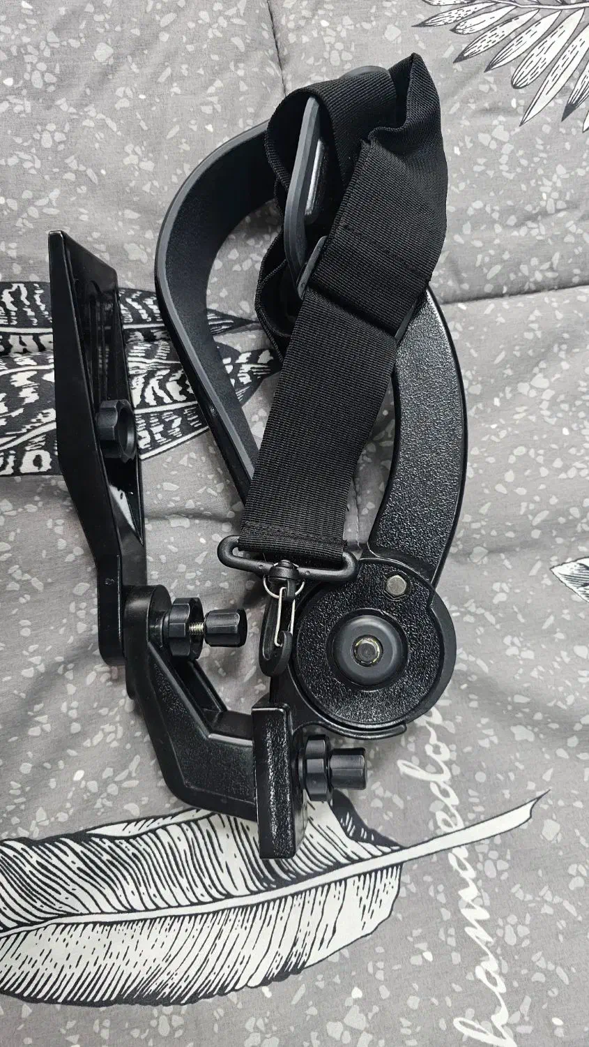 نگه دارنده شانه ای دوربین فوتومکس|دوربین عکاسی و فیلم‌برداری|پیربازار, |دیوار