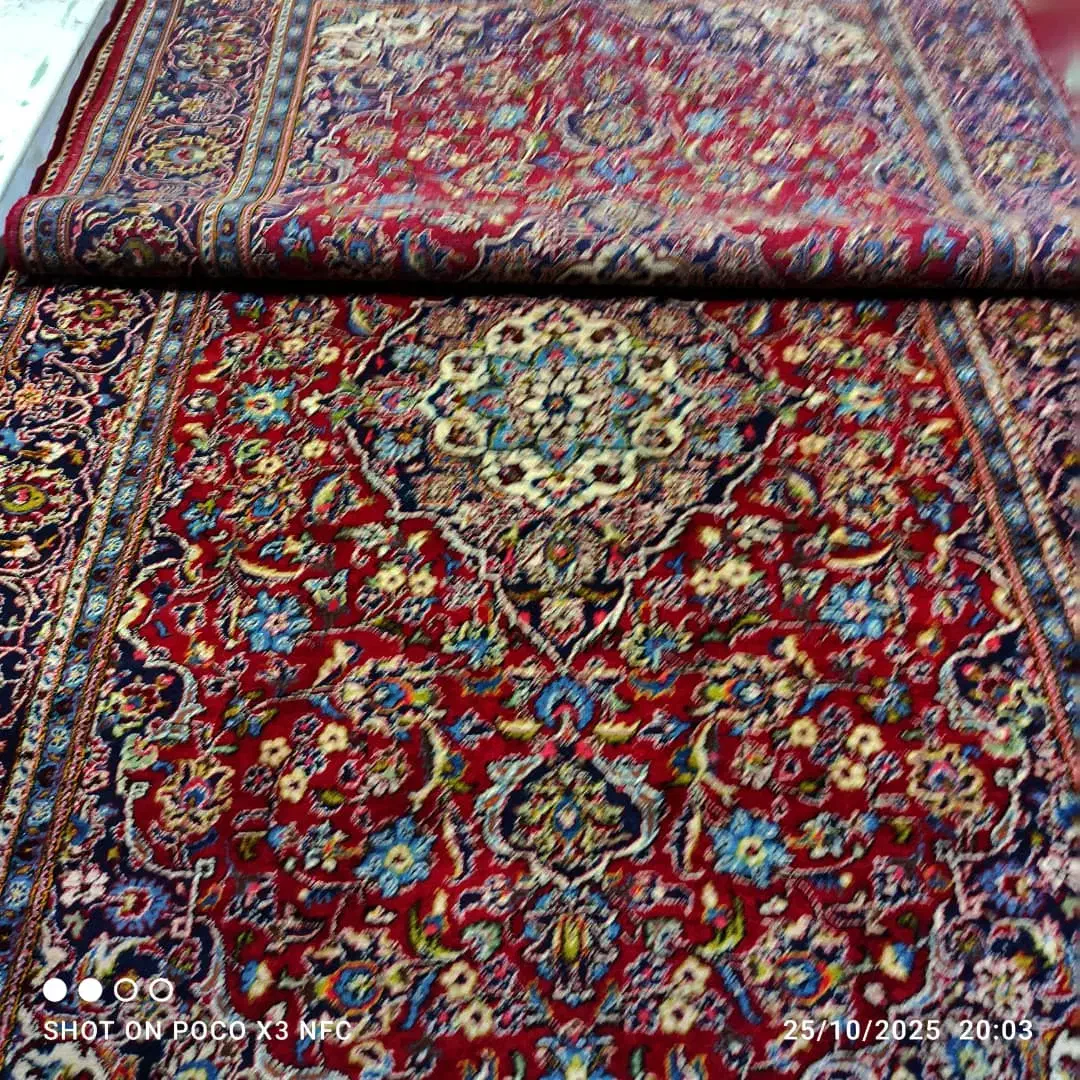 فرش دستباف|فرش|کاشان, امیرکبیر|دیوار