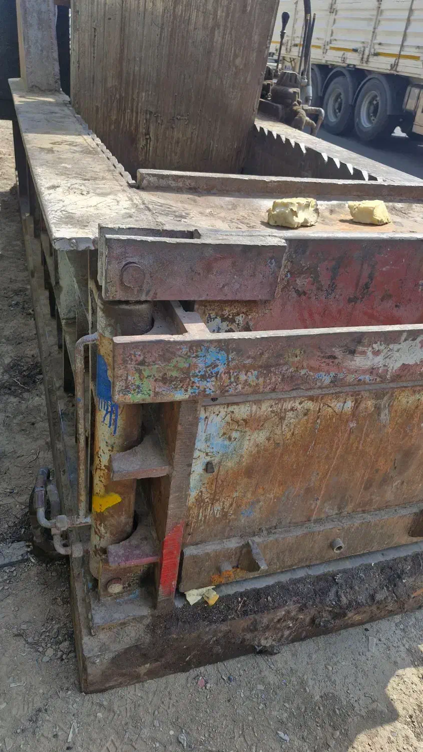 دستگاه مچاله کن اهن پرس اهن قوی حلب قوطی فشرده|ماشینآلات صنعتی|باقرشهر, |دیوار