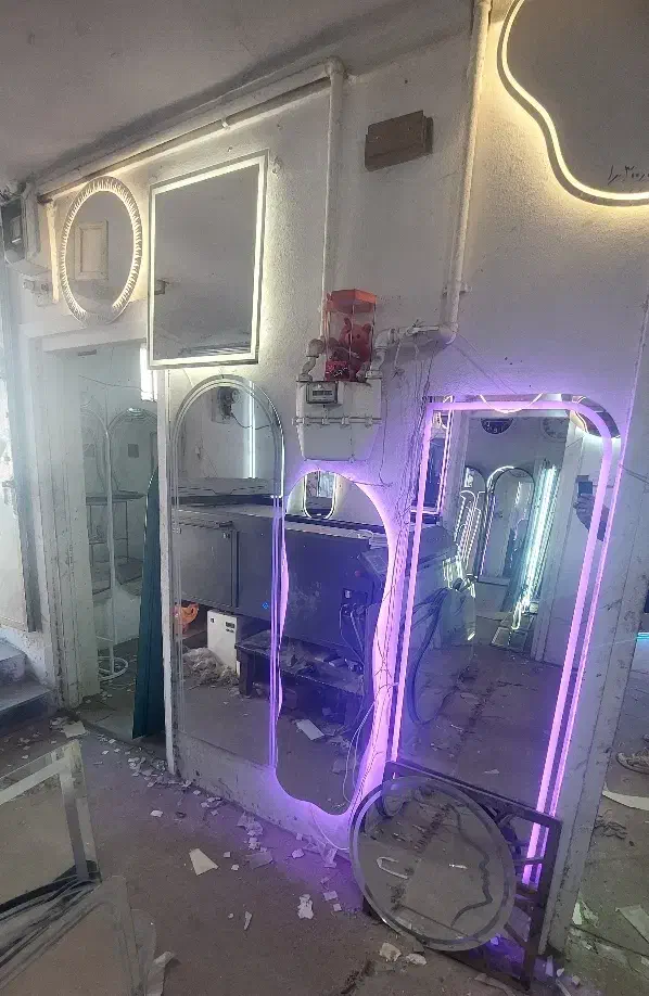 آینه قدی|آینه|فیروزآباد (فارس), |دیوار