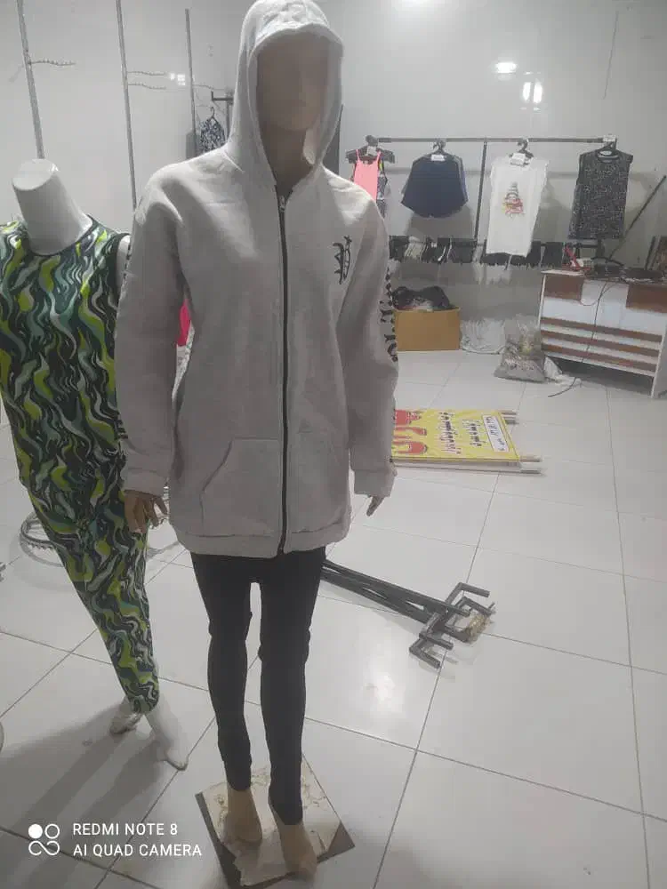 مانکن زنانه و رگال|فروشگاه و مغازه|خرم‌آباد, |دیوار