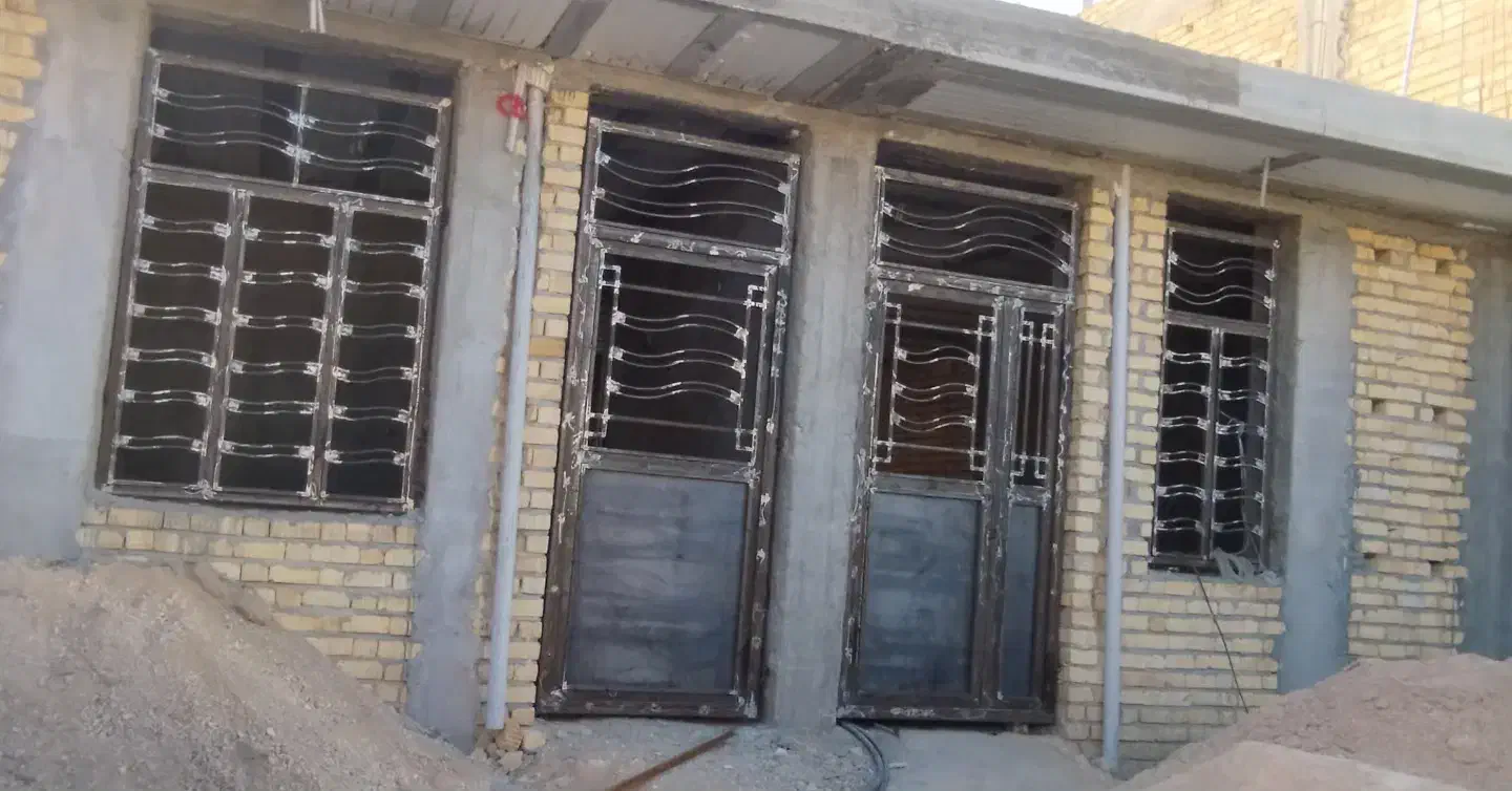 جوشکاری سیار ساخت نصب انواندربپنجرهحفاظنبشی|خدمات پیشه و مهارت|صدرا-فارس, فاز ۱|دیوار