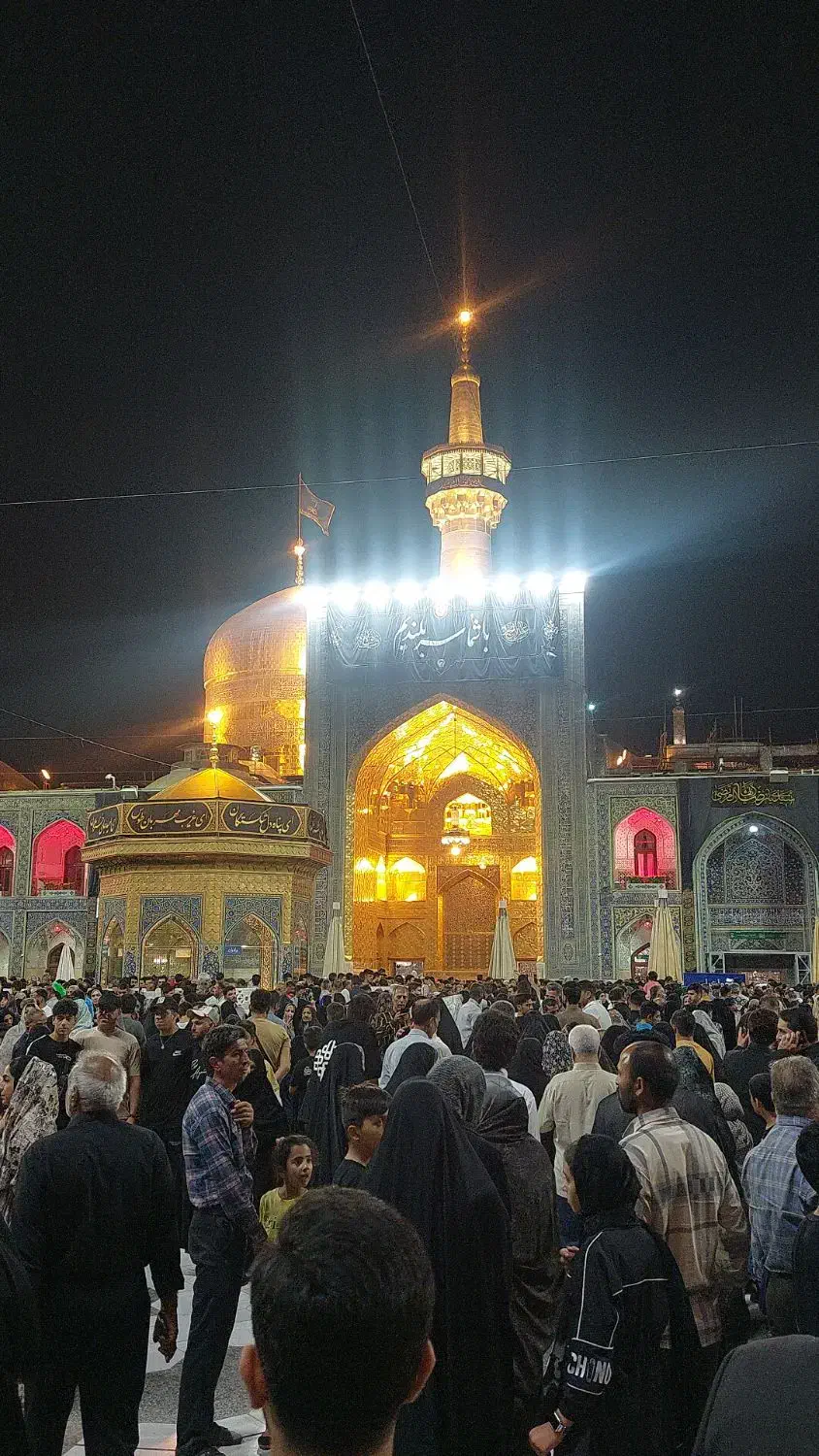 زیارتی وسیاحتی|تور و چارتر|شیراز, شاهچراغ|دیوار