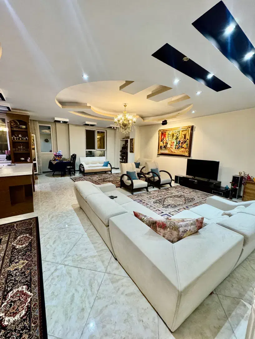 عظیمیه تاپ لوکیشن۱۲۱متر خوش نقشه*طبقه آخر روبه نما|فروش آپارتمان|کرج, عظیمیه|دیوار