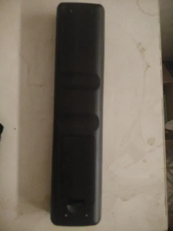 یک عدد کنترل|تلویزیون و پروژکتور|اصفهان, گرکان|دیوار