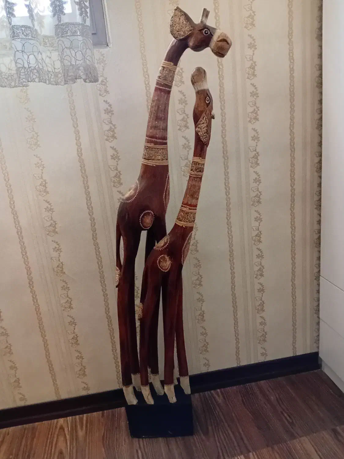 تزیینات|مجسمه، تندیس، ماکت|اصفهان, شیخ اشراق|دیوار