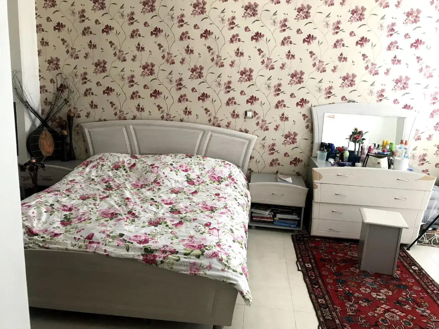 اجاره آپارتمان 130 متری دوخوابه اقدسیه