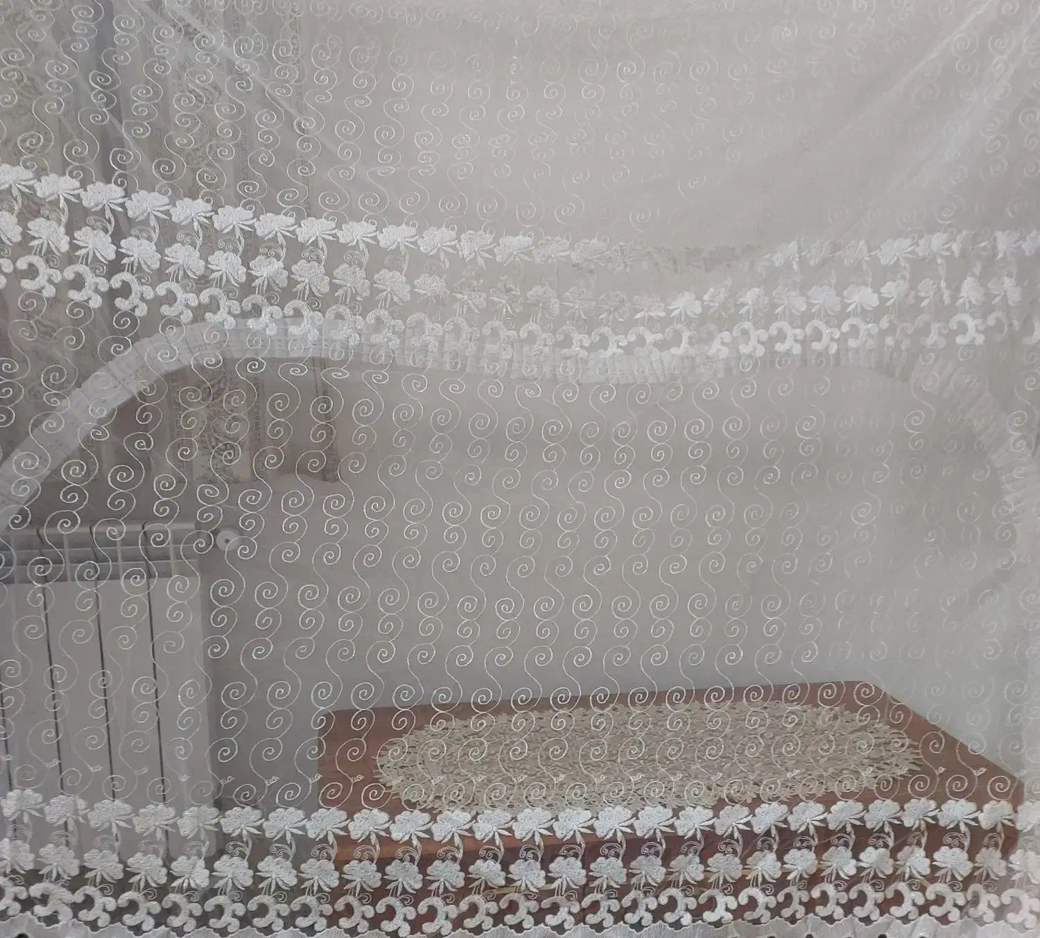 پرده توری خامه دوزی شده (نو)|پرده، رانر، رومیزی|خمین, |دیوار