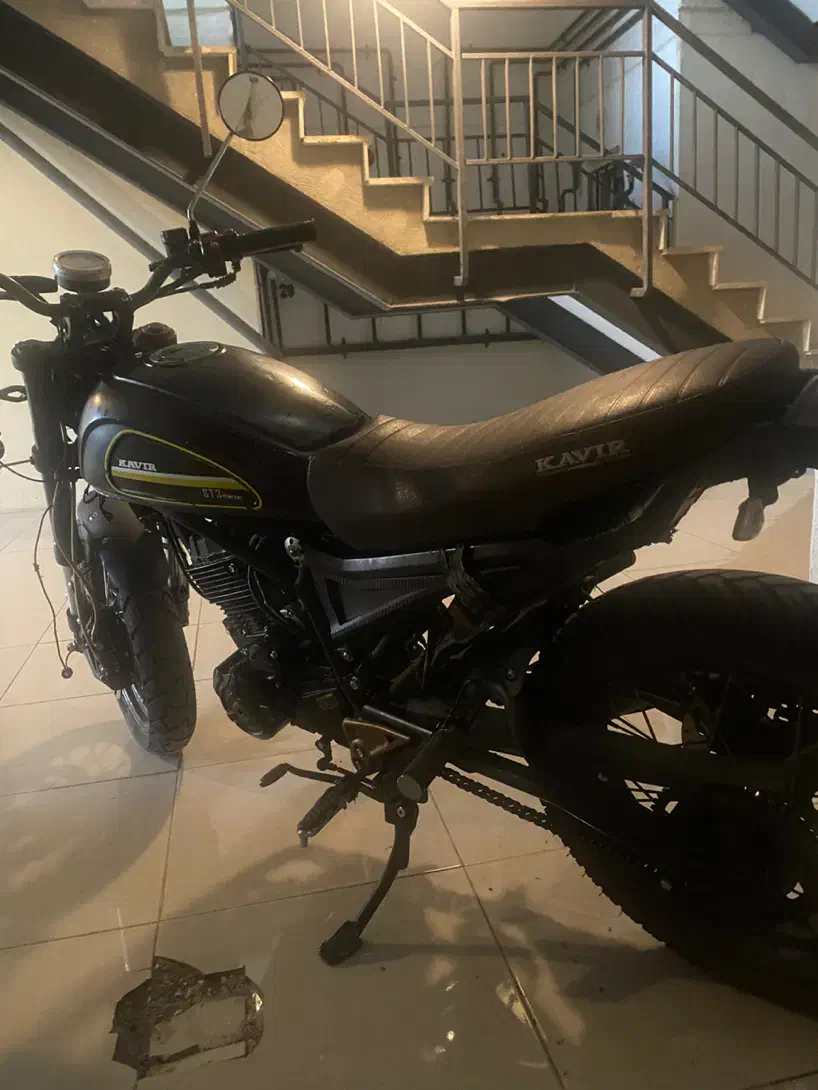 ST3 230cc|موتورسیکلت|پرند, فاز ۶|دیوار