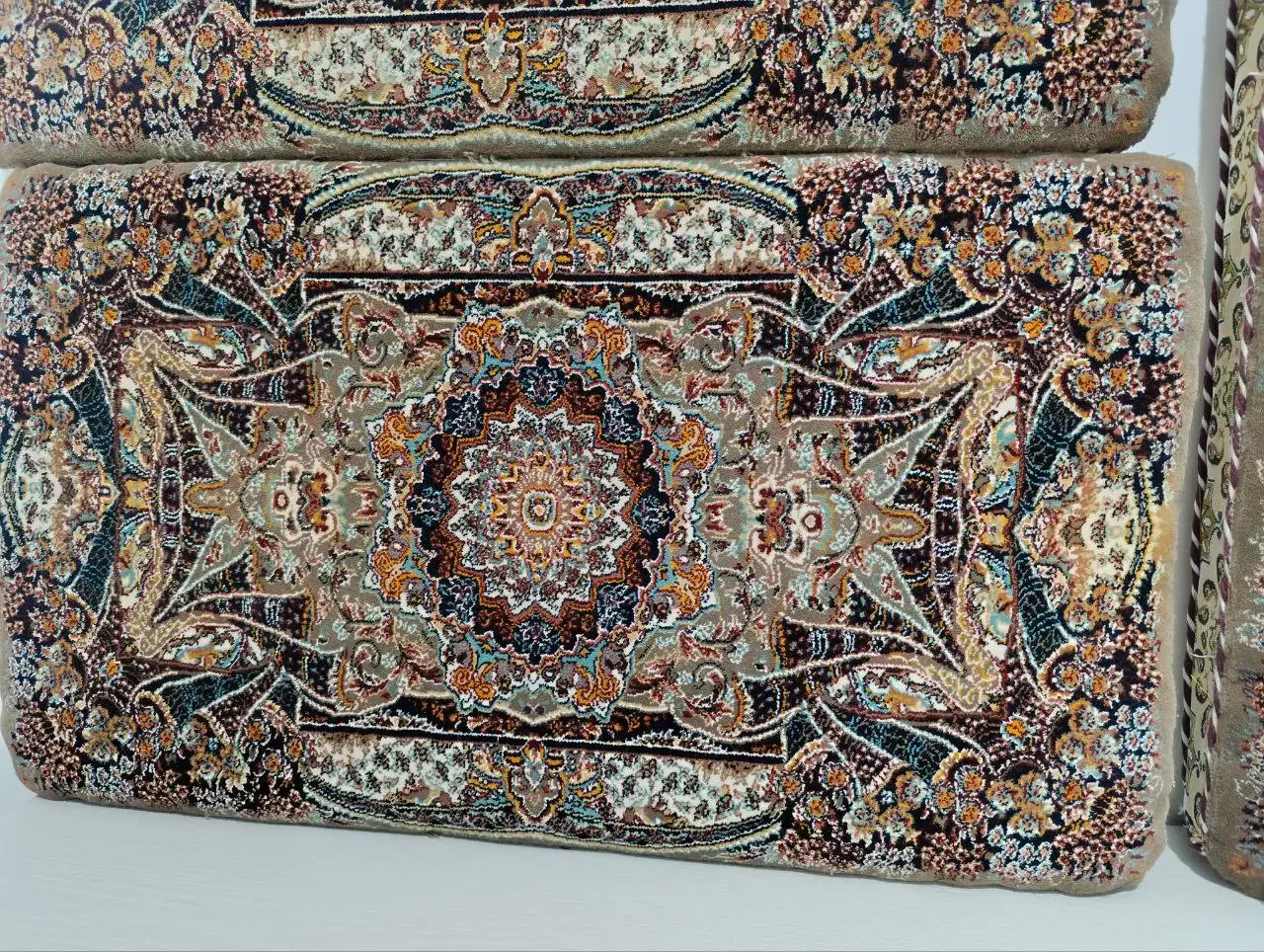 پشتی|پشتی|فردیس, شهرک ارم|دیوار