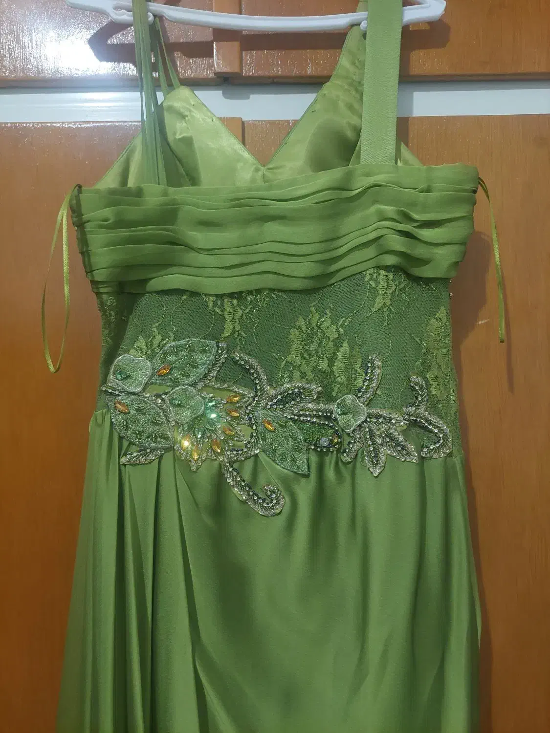 لباس مجلسی|لباس|یزد, |دیوار