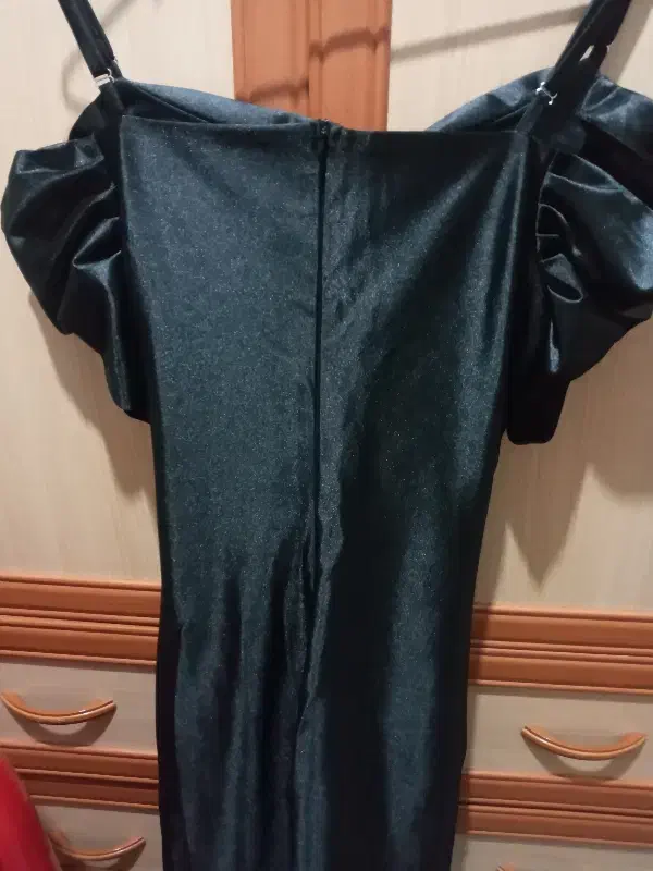 لباس مجلسی|لباس|تهران, والفجر (افسریه)|دیوار