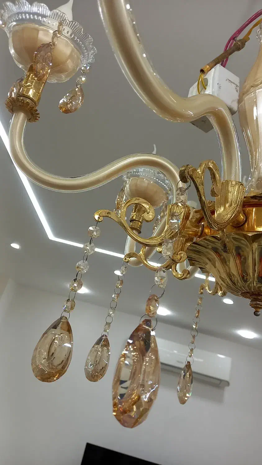 لوستر زیبا|لوستر و چراغ آویز|رشت, نظری|دیوار