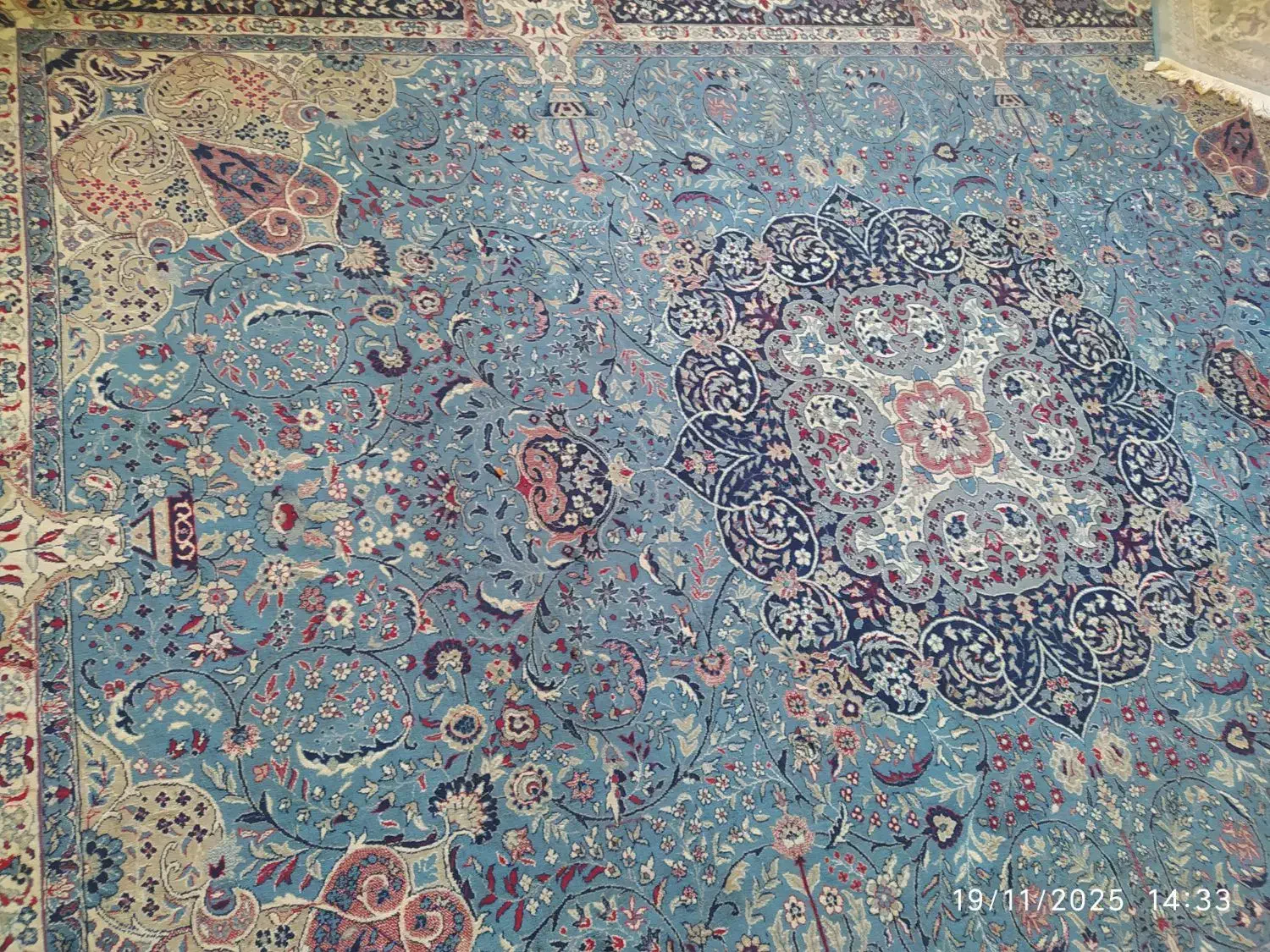 فرش|فرش|لاهیجان, لیالستان|دیوار