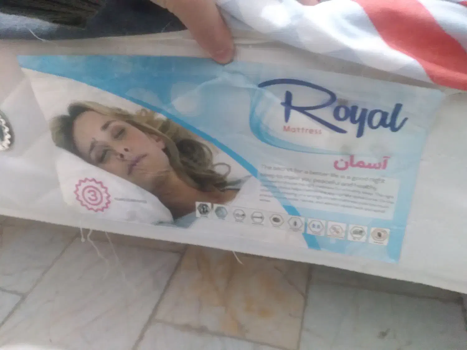 تشک تخت|تشک تختخواب|رودهن, |دیوار