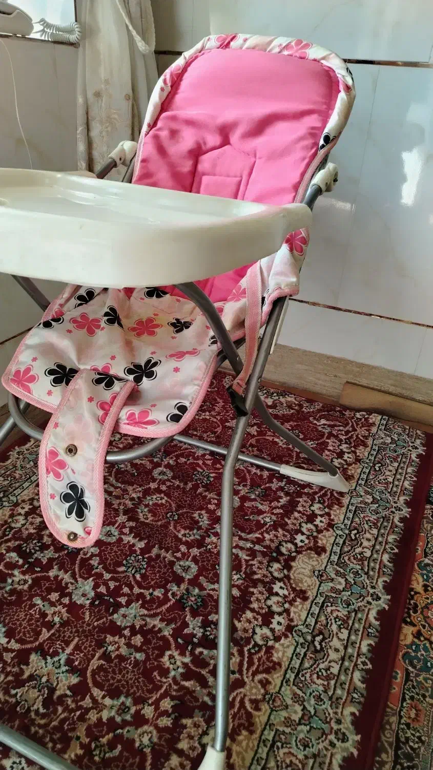 صندلی غذای کودک|تخت و صندلی بچه|نجف‌آباد, امام خمینی|دیوار