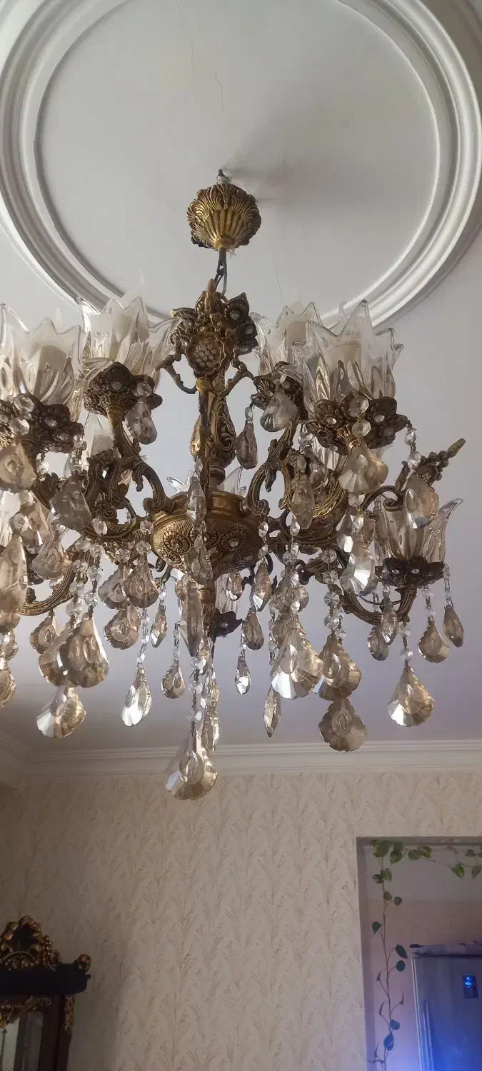 لوستر برنجی|لوستر و چراغ آویز|مهاجران, |دیوار