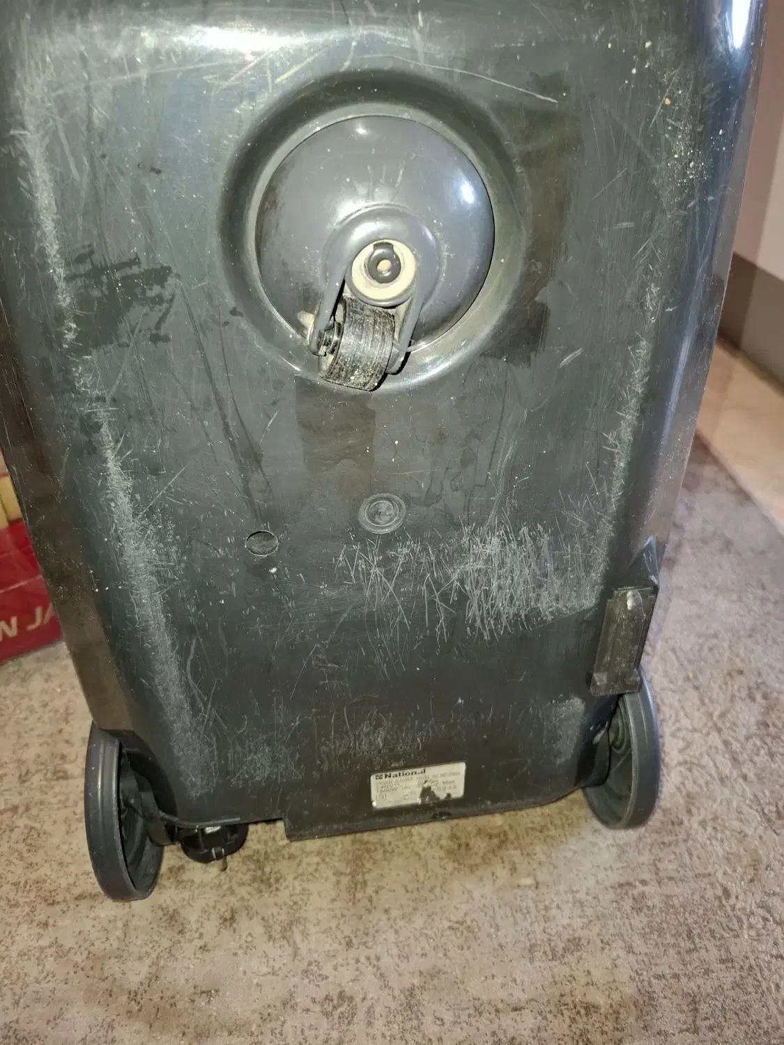 جارو برقی AEG 1800  وات|جاروبرقی، جارو شارژی، بخارشو|تهران, پاسداران|دیوار
