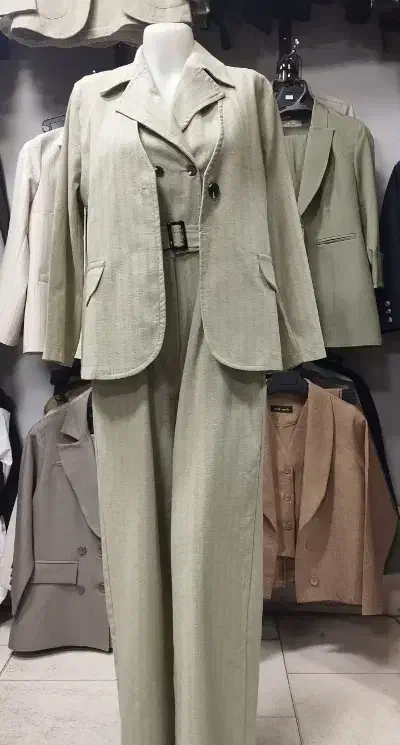 کت اورال|لباس|پاکدشت, پاکدشت (مامازند)|دیوار