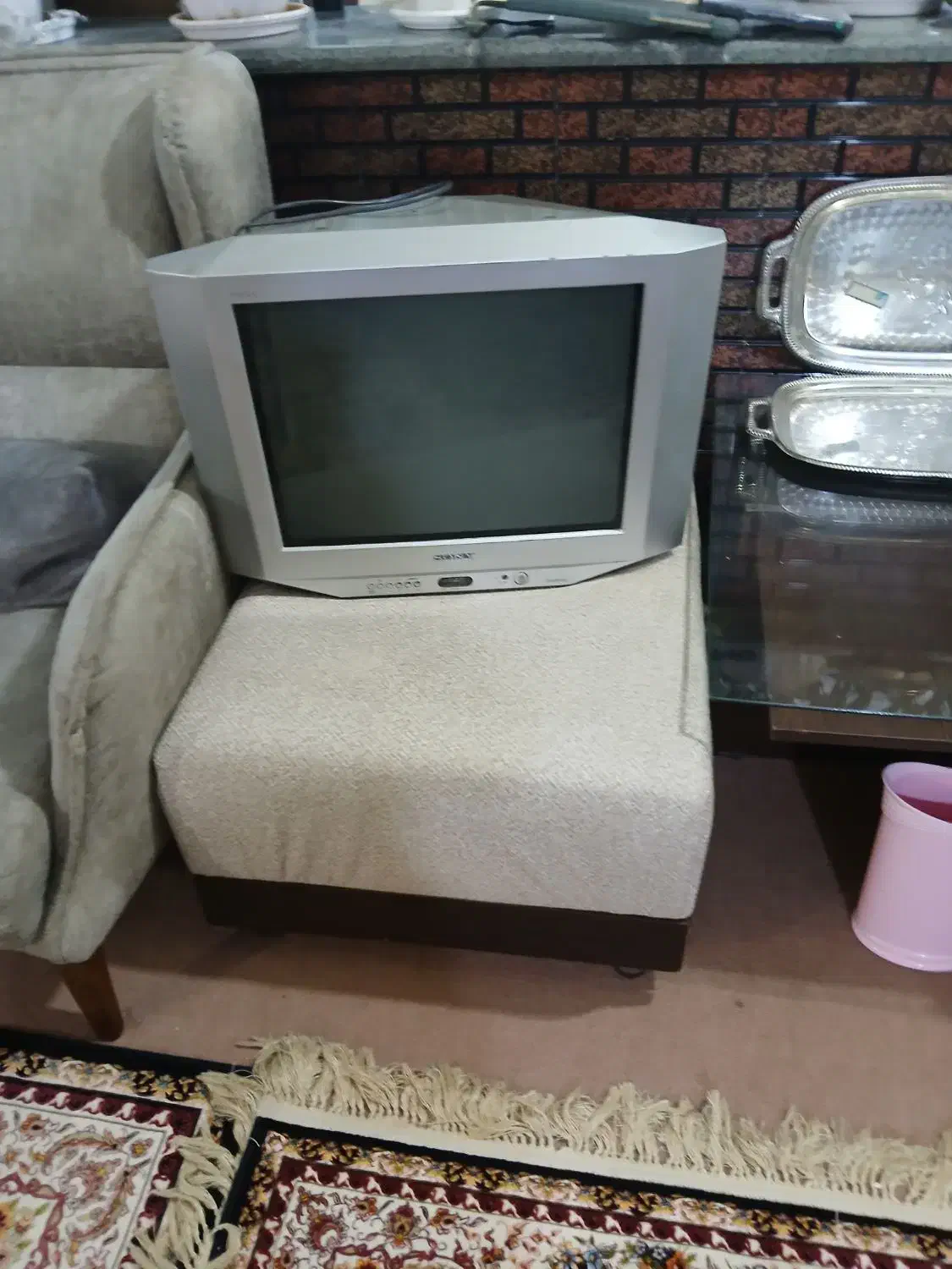 تلویزیون سونی اصل ژاپن ۲۱اینچ نو|تلویزیون و پروژکتور|شیراز, سینما سعدی|دیوار