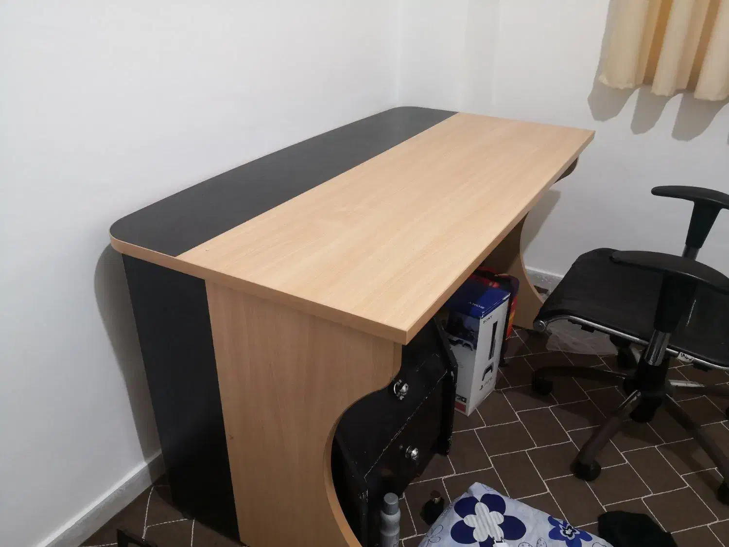 میز و صندلی|میز تحریر و کامپیوتر|گرگان, |دیوار