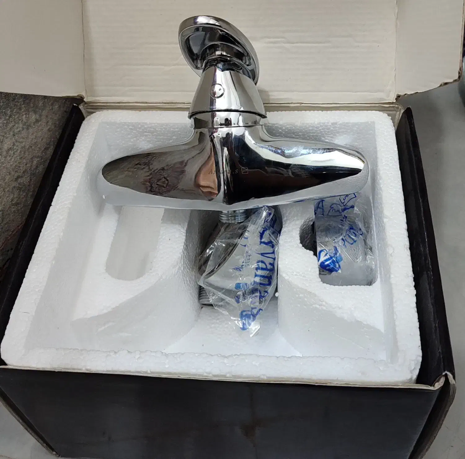 شیر توالت مدل اریا صنعت|لوازم سرویس بهداشتی|سبزوار, باهنر|دیوار