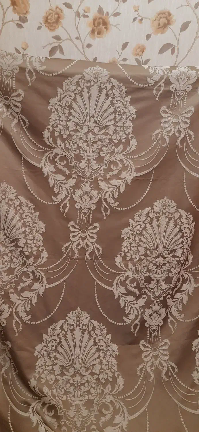 تعدادی پرده ودکوری بغل پرده تمیز|پرده، رانر، رومیزی|تهران, سلسبیل شمالی|دیوار