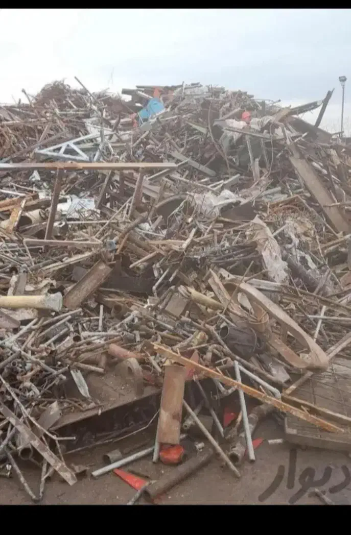 خرید وفروش ضایعات آهن چدن الومینیوم شوفاژ|عمده‌فروشی|مشهد, رضاشهر|دیوار